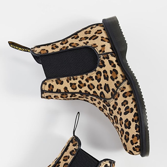 DR. MARTENS FLORA HAIR ON CHELSEA BOOTS - Picture 4 of 11